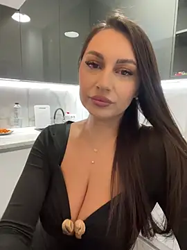 claraxjoyy online show from 02/03/25, 04:35