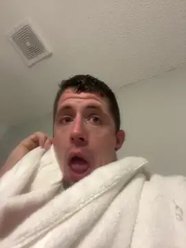 Snapshot of nickatnite1227 chatting on 01/07/25, 12:31 nickatnite1227 online show from 01/07/25, 12:31