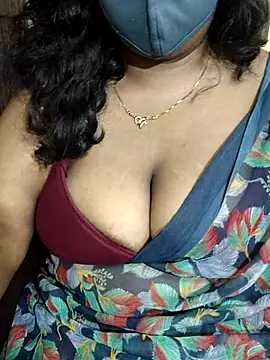 Rathi22 online show from 07/17/26, 02:45