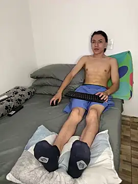 Young latin master777 online show from 01/09/25, 02:40