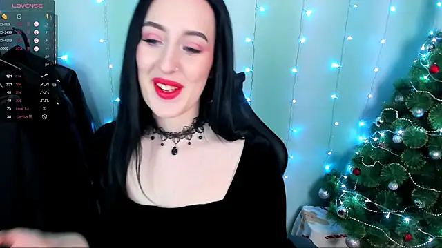 Snapshot of Miss_Alice__ chatting on 01/01/25, 02:09 Miss Alice online show from 01/01/25, 02:09