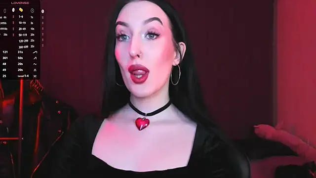 Snapshot of Miss_Alice__ chatting on 02/04/25, 12:08 Miss Alice online show from 02/04/25, 12:08