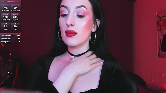 Snapshot of Miss_Alice__ chatting on 02/12/25, 03:18 Miss Alice online show from 02/12/25, 03:18