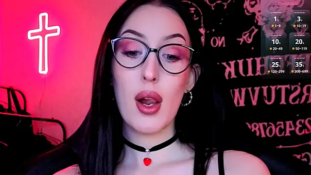 Miss Alice   online show from 04/02/26, 11:46