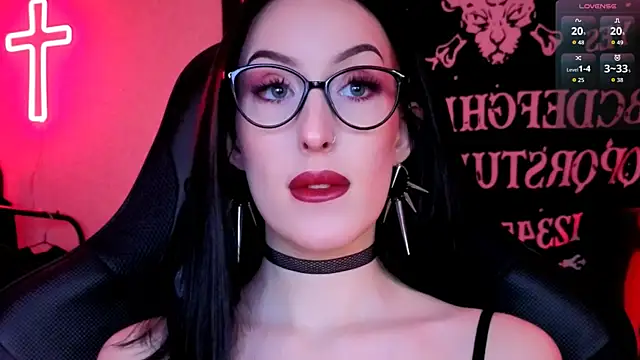 Miss Alice   online show from 04/07/26, 11:37