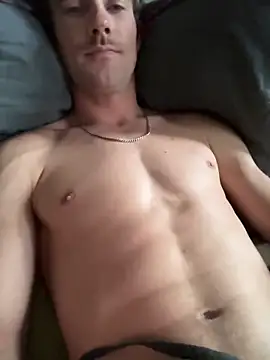 Snapshot of littemantait chatting on 12/15/25, 04:55 littemantait online show from 12/15/25, 04:55