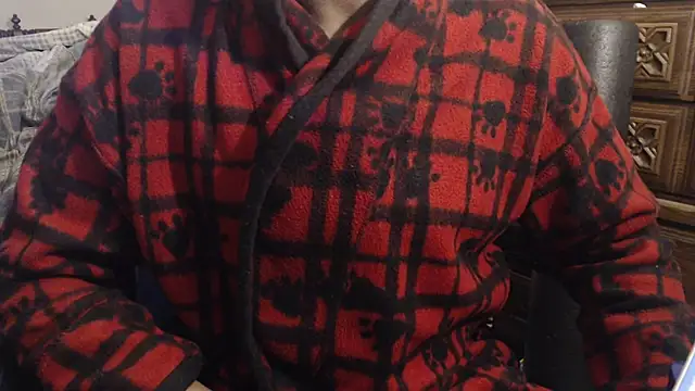 Snapshot of dominatingblacklove chatting on 01/13/25, 05:44 dominatingblacklove online show from 01/13/25, 05:44