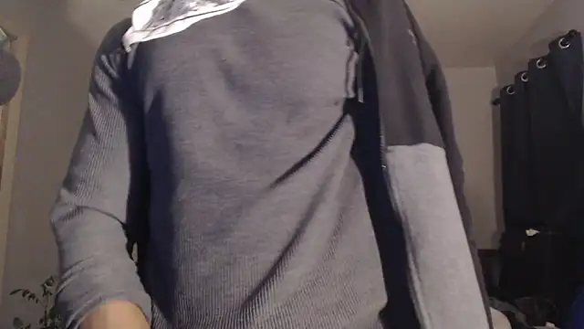 Snapshot of dominatingblacklove chatting on 02/01/25, 09:43 dominatingblacklove online show from 02/01/25, 09:43