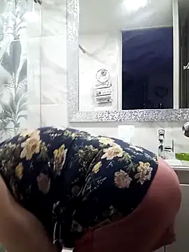 milchanel online show from 03/09/25, 01:14