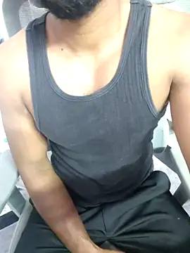 hot boy dic online show from 07/17/26, 03:39