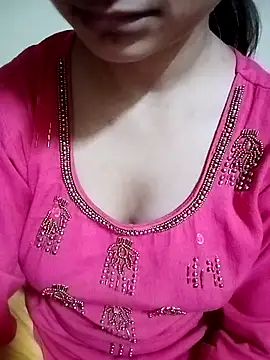 Snapshot of Piya_Ji chatting on 10/24/25, 03:30 Piya Ji online show from 10/24/25, 03:30