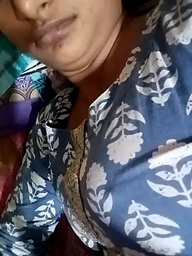 Snapshot of Piya_Ji chatting on 10/26/25, 10:21 Piya Ji online show from 10/26/25, 10:21