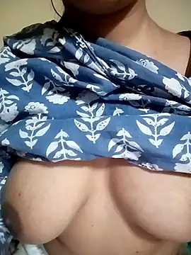 Snapshot of Piya_Ji chatting on 11/10/25, 10:14 Piya Ji online show from 11/10/25, 10:14