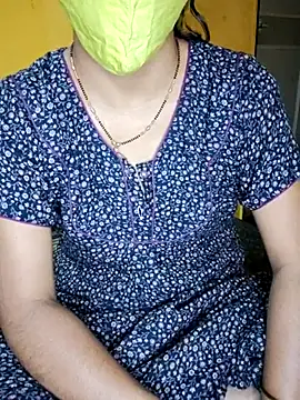 lovelygirl4567 online show from 03/11/25, 04:18