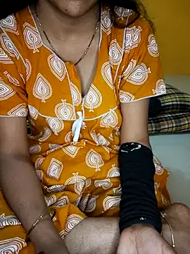 lovelygirl4567 online show from 03/22/25, 03:53