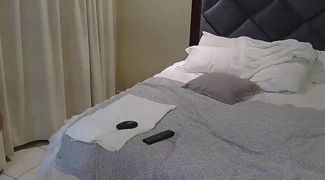 BigBootyKandy15 online show from 01/06/25, 08:07