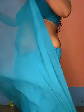 Snapshot of Lovely-Shivani chatting on 03/04/25, 04:41 Lovely-Shivani online show from 03/04/25, 04:41