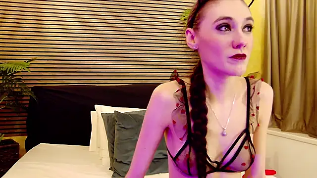 SamaraSinn online show from 01/26/25, 09:29