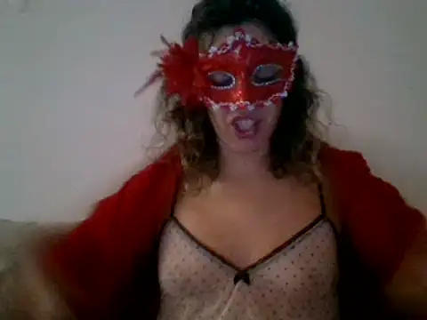 couple-tuga online show from 02/07/25, 11:24