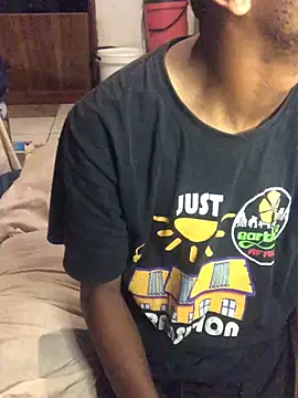 MKbesxxx online show from 02/13/26, 04:30