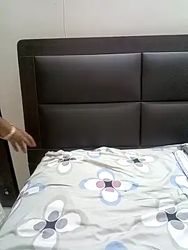 Tamil Vishalini online show from 02/05/25, 04:14