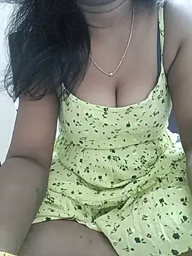 Tamil Vishalini online show from 06/17/26, 10:39