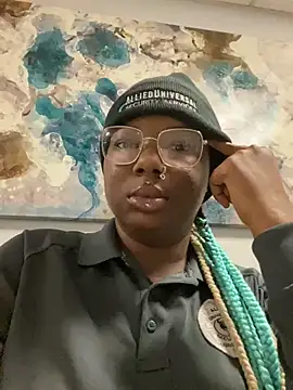 Snapshot of DamnBubbles chatting on 01/19/25, 03:08 DamnBubbles online show from 01/19/25, 03:08