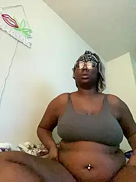 Snapshot of DamnBubbles chatting on 01/10/26, 03:03 DamnBubbles online show from 01/10/26, 03:03