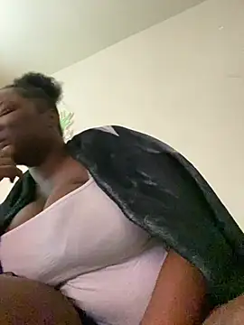 Snapshot of DamnBubbles chatting on 03/26/26, 10:26 DamnBubbles online show from 03/26/26, 10:26