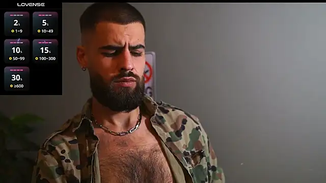 Snapshot of HairyRobxxx chatting on 10/15/25, 03:34 HairyRobxxx online show from 10/15/25, 03:34