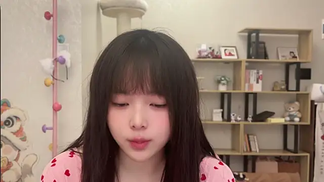 Chenjing0 online show from 11/04/25, 03:49