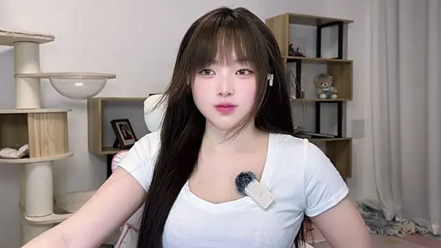 Chenjing0 online show from 05/29/26, 12:25