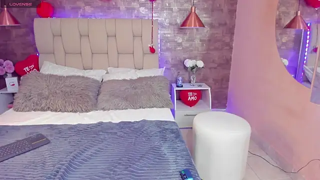 Scarlet lace online show from 02/19/25, 08:31