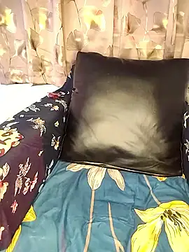 Hot  sallie online show from 04/14/26, 07:14