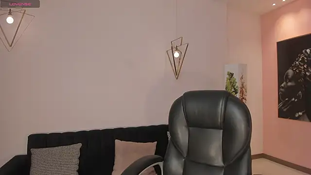 NiaSalvatore online show from 02/03/26, 02:53