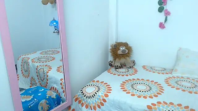 ANABELLASS online show from 11/17/25, 09:20