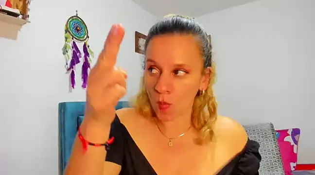 sofi saliva2511 online show from 03/11/25, 12:54