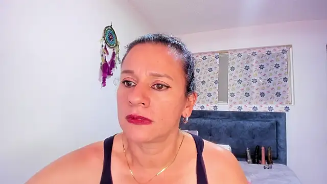 sofi saliva2511 online show from 03/19/26, 06:45