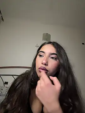 Snapshot of miaceleste chatting on 03/10/25, 07:18 miaceleste online show from 03/10/25, 07:18