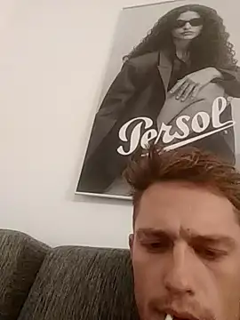 Snapshot of Hessebub chatting on 09/10/25, 01:16 Hessebub online show from 09/10/25, 01:16