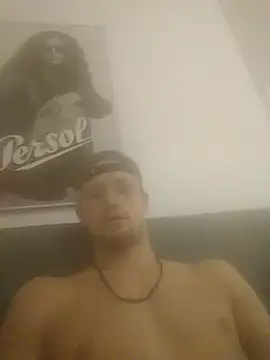 Snapshot of Hessebub chatting on 10/16/25, 05:47 Hessebub online show from 10/16/25, 05:47