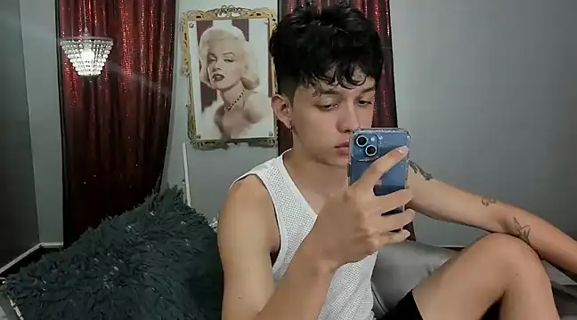 jisuscat online show from 03/23/25, 02:15