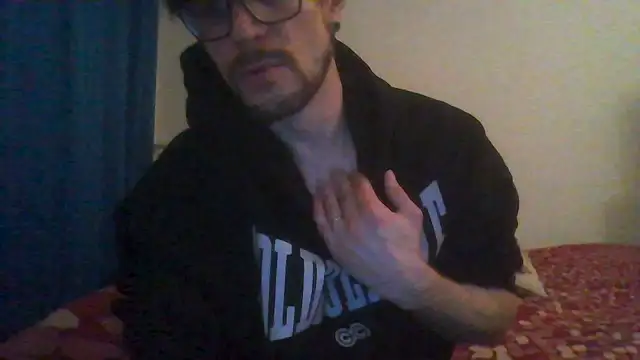 Snapshot of SelfSoleil chatting on 12/02/25, 05:19 SelfSoleil online show from 12/02/25, 05:19