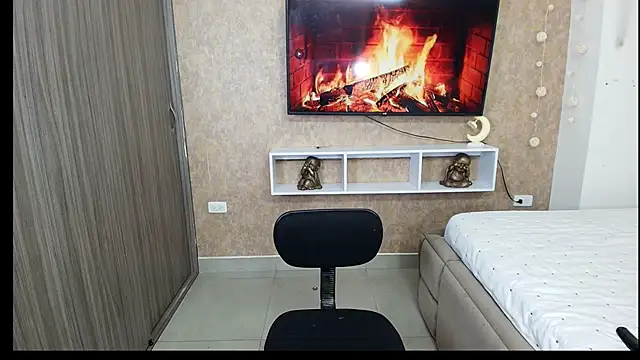 sexy melany xxx online show from 12/22/24, 09:11