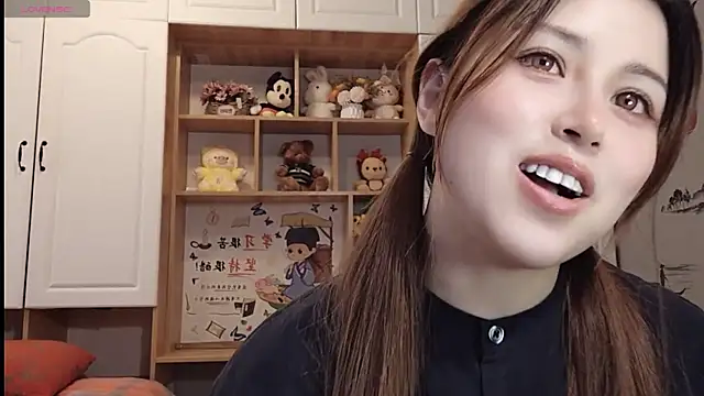 Lucky-xiuxiu online show from 02/19/25, 03:17