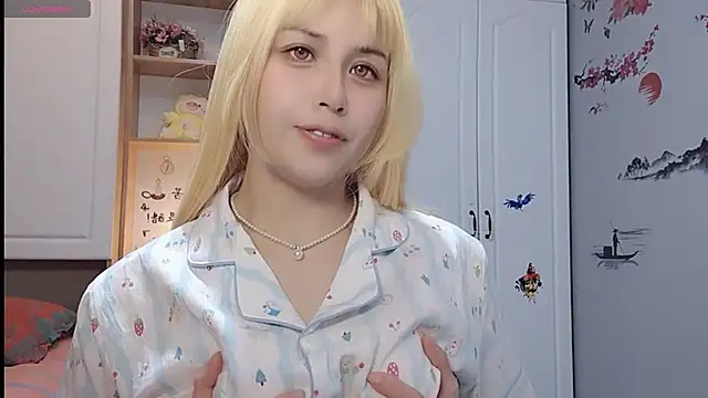 Lucky-xiuxiu online show from 02/23/25, 04:13