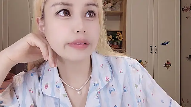 Lucky-xiuxiu online show from 03/14/25, 01:16