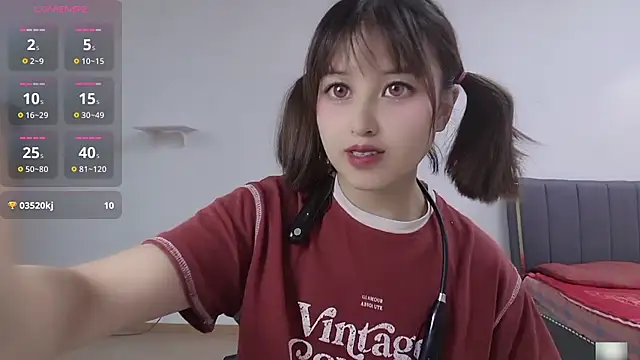 Lucky-xiuxiu online show from 09/11/25, 05:07