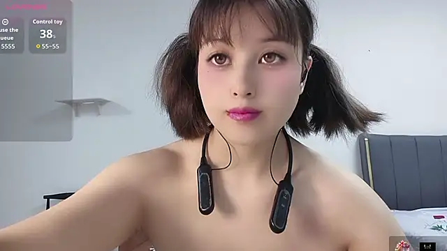 Lucky-xiuxiu online show from 09/20/25, 06:31