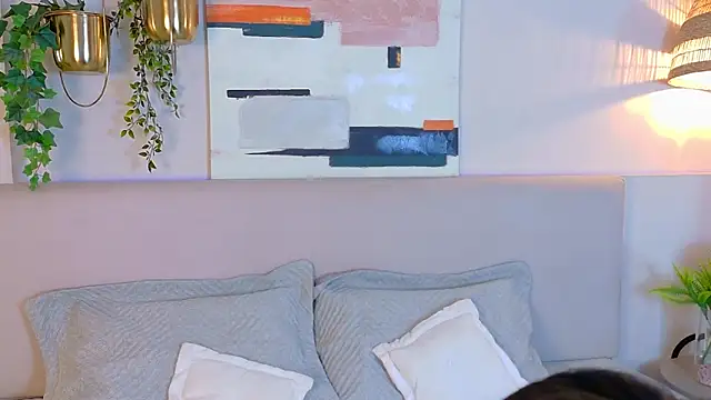 AbieHills online show from 11/11/25, 11:21